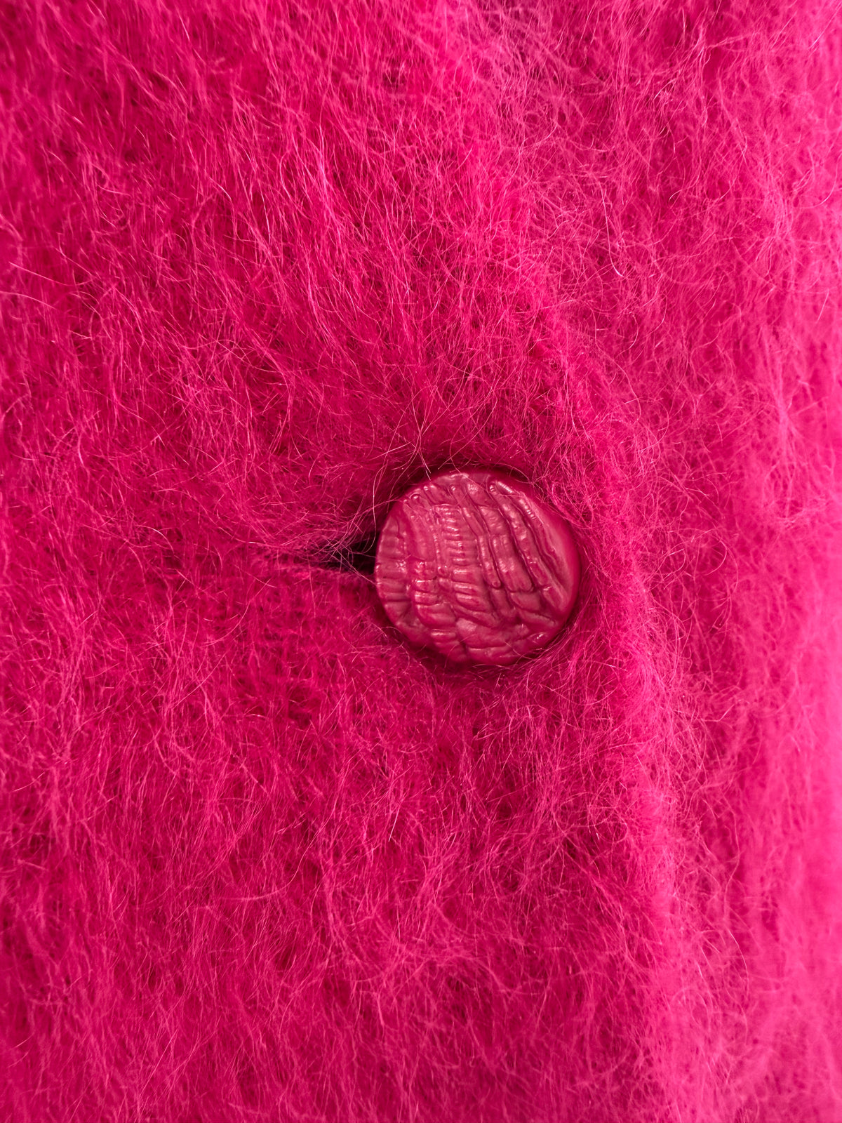 Jacheta vintage fucsia spectaculoasă din mohair în croi minimalist
