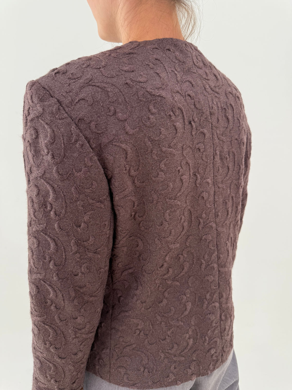 Sacou taupe excepțional de designer italian din lana plină extrafina integral brodat 3D