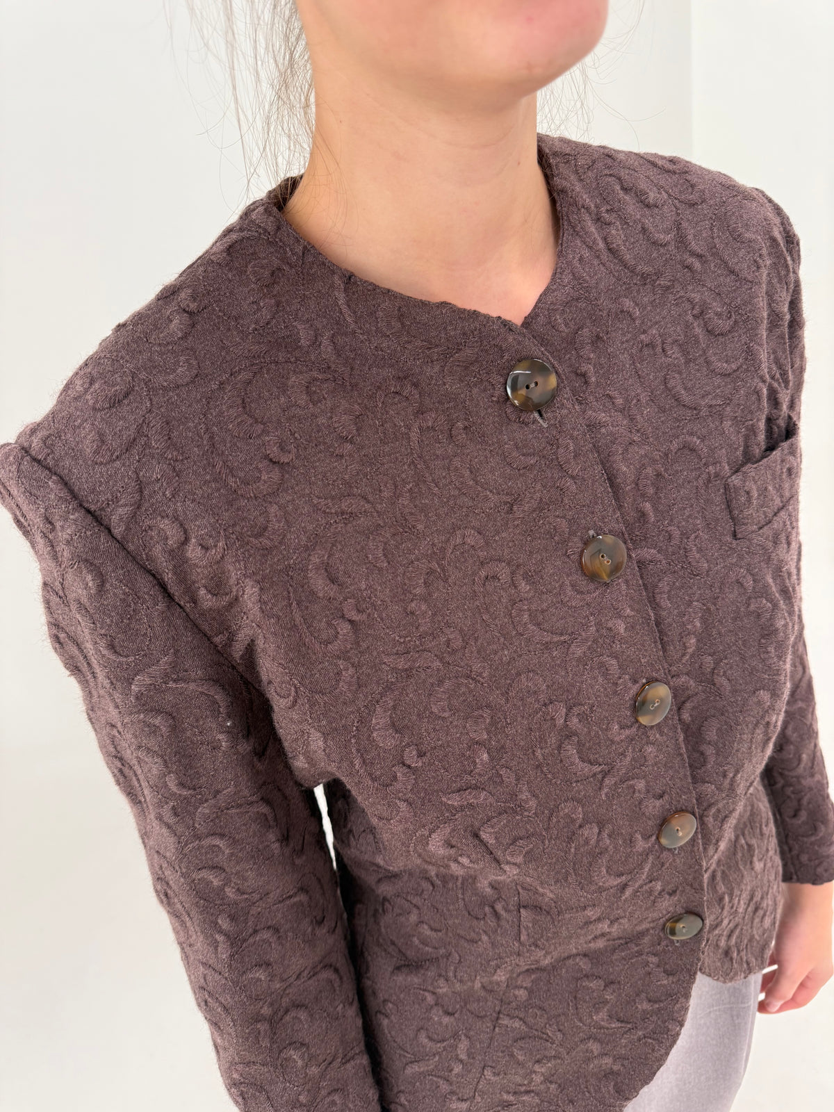Sacou taupe excepțional de designer italian din lana plină extrafina integral brodat 3D