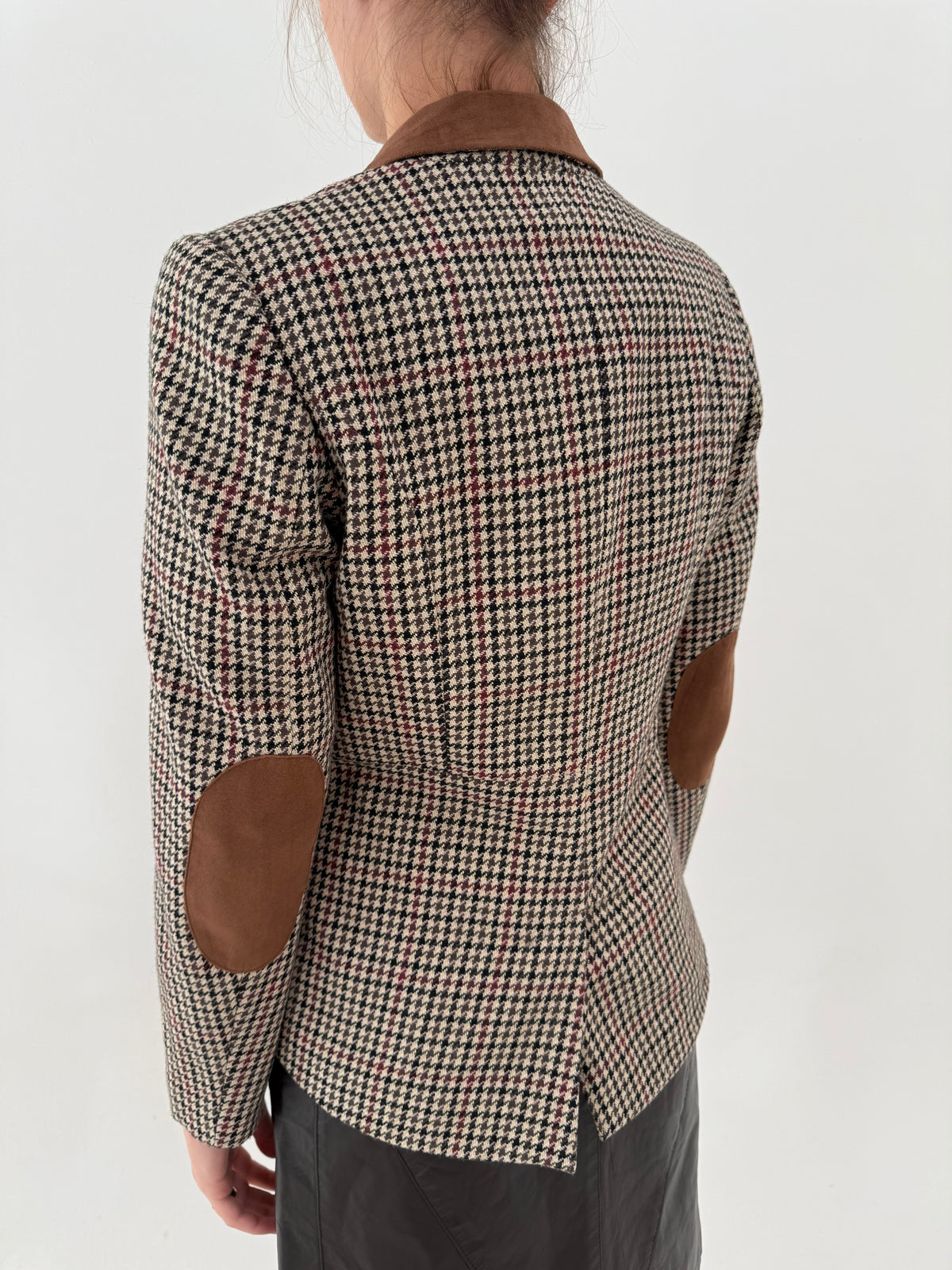 Sacou cambrat din tweed de lana ivoire pied de coq cu burgundy și Navy