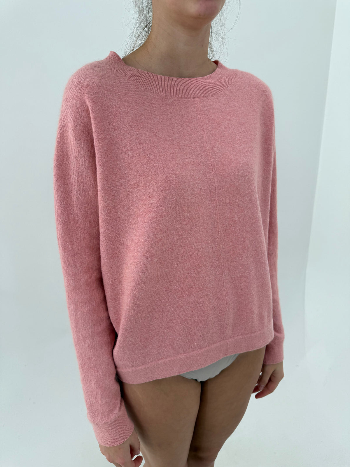 Pulover light pink in croi lejer din lana extrafina