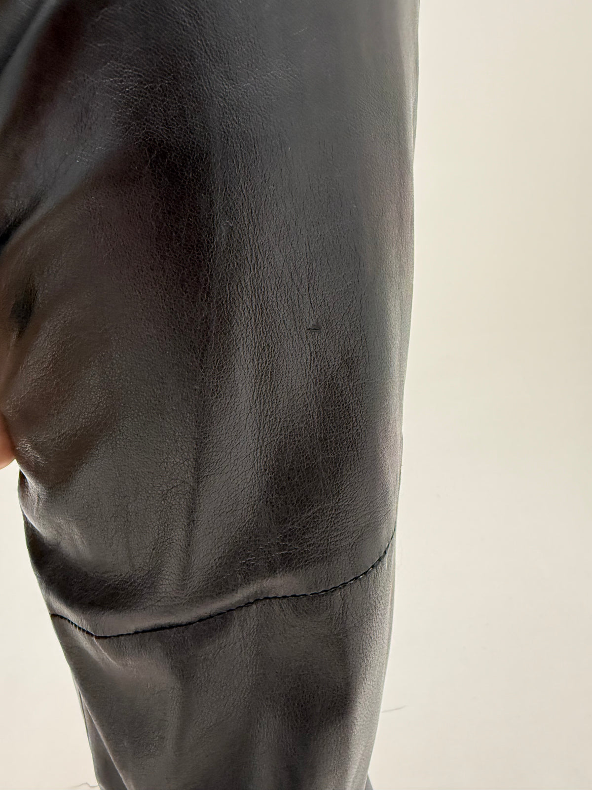 Pantaloni din piele naturală extra moale cu talie extrem de înaltă ultra marcată