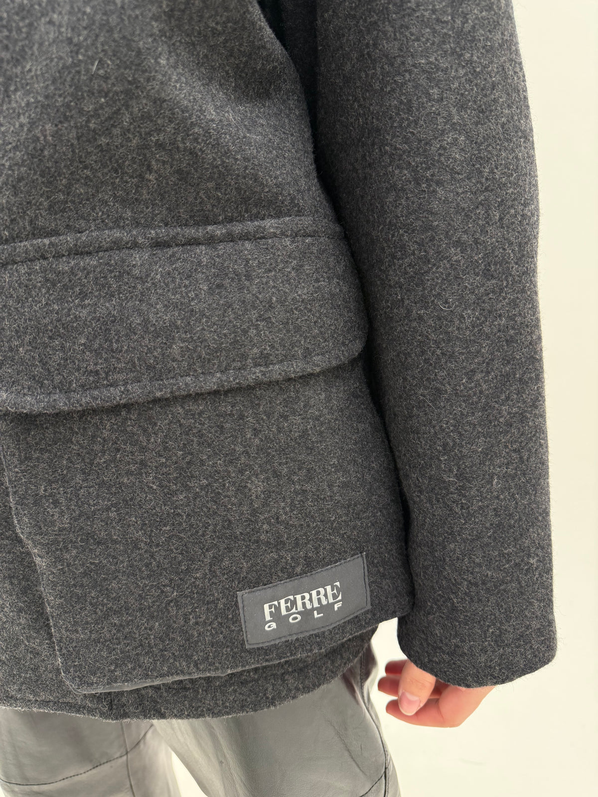 Palton scurt Gianfranco Ferre din lana groasă melanj cu influențe casual ‘car coat’