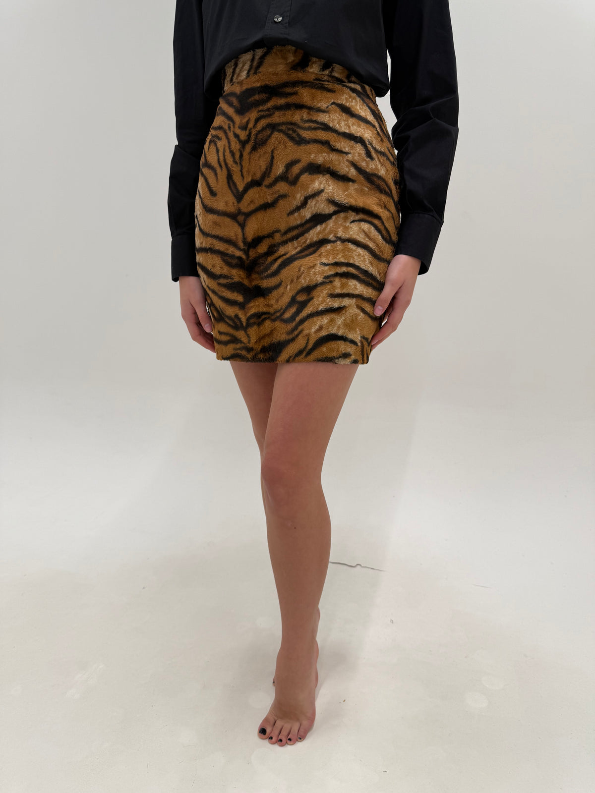 Fustă Gianfranco Ferre din blăniță animal print cu talie ultra înaltă