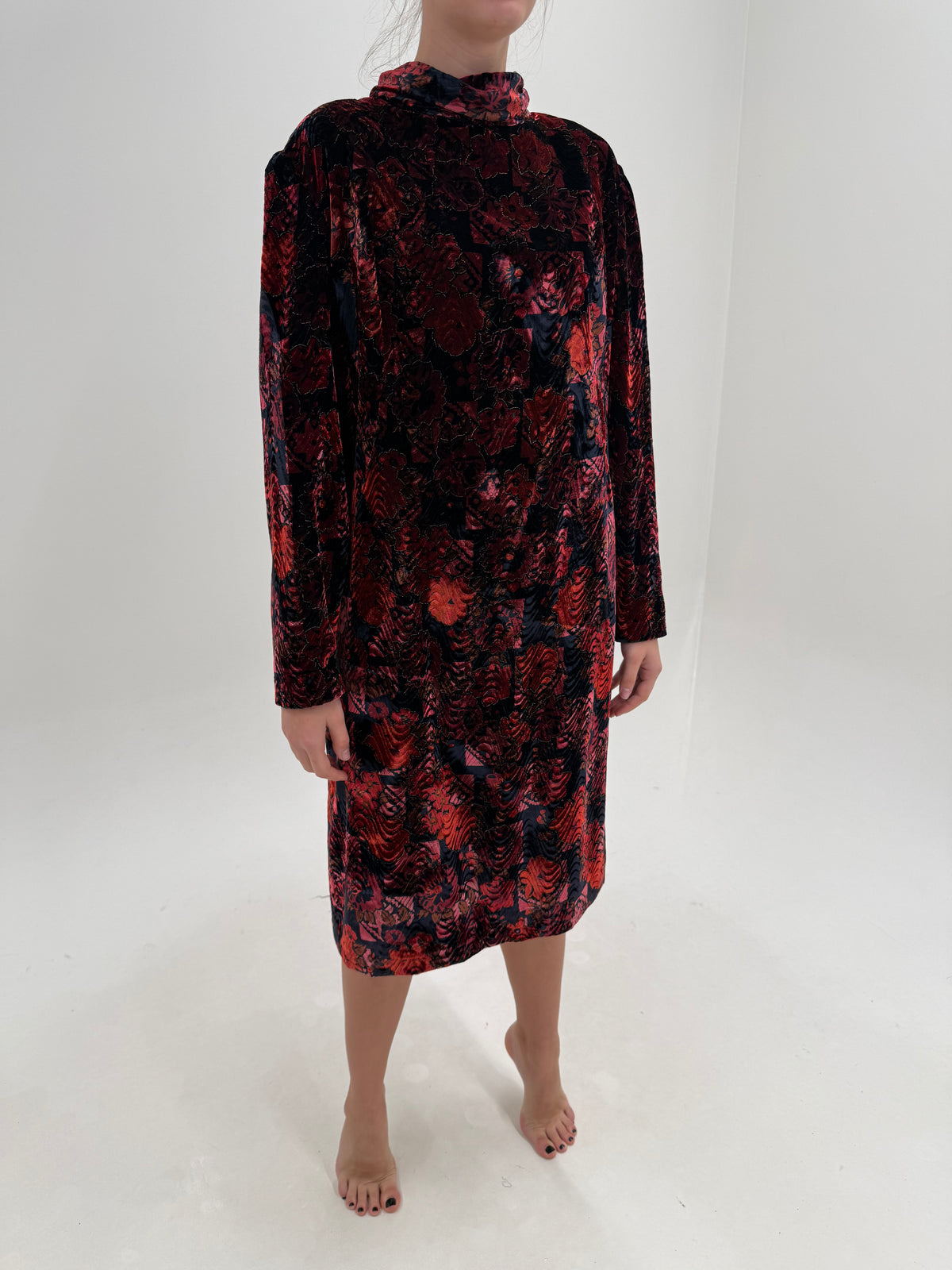 Rochie vintage superbă din catifea prețioasă embosata cu inserții fine aurii