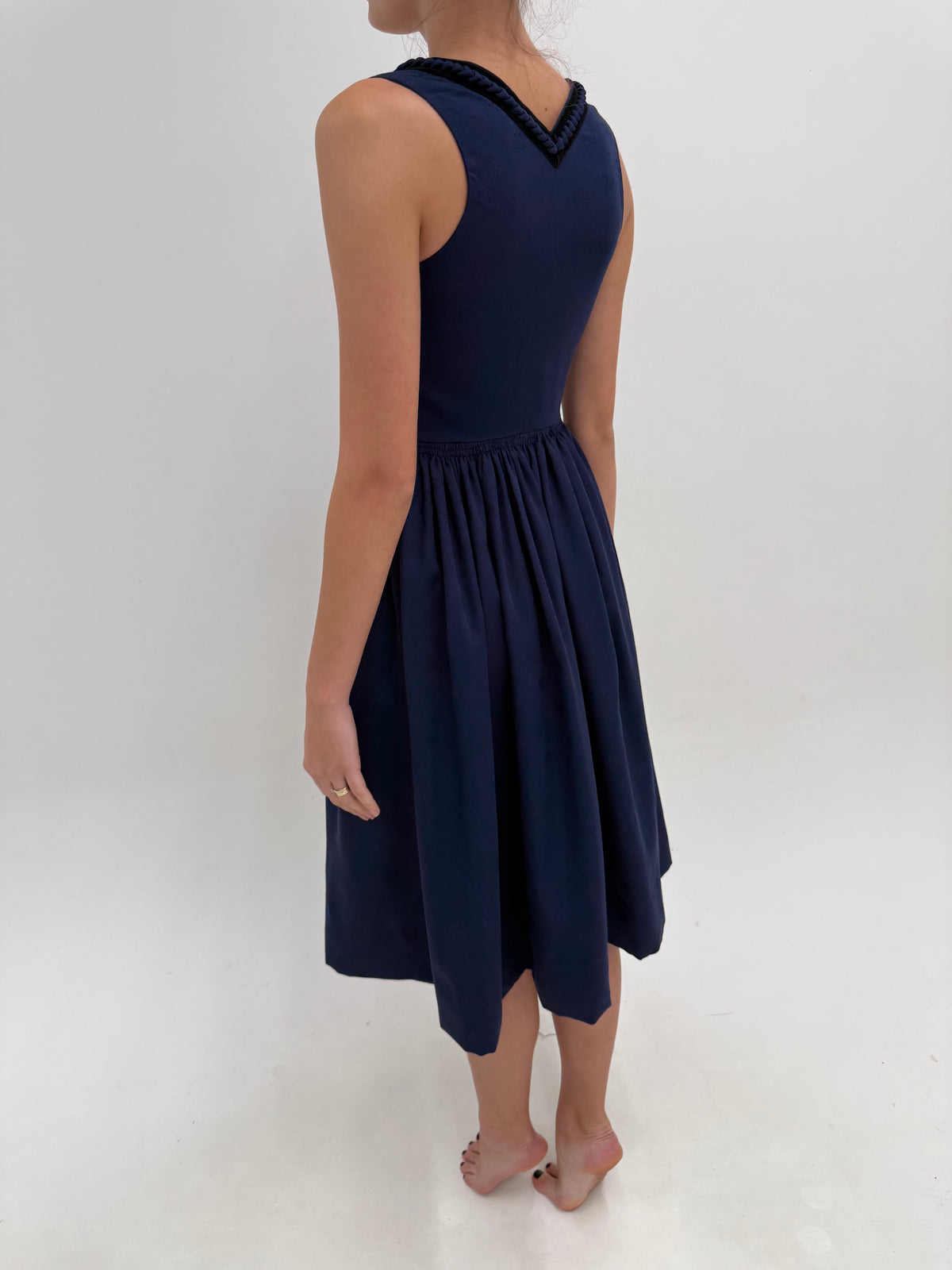 Rochie vintage din lana extrafina cu corsaj midnight blue în croi de ani 50