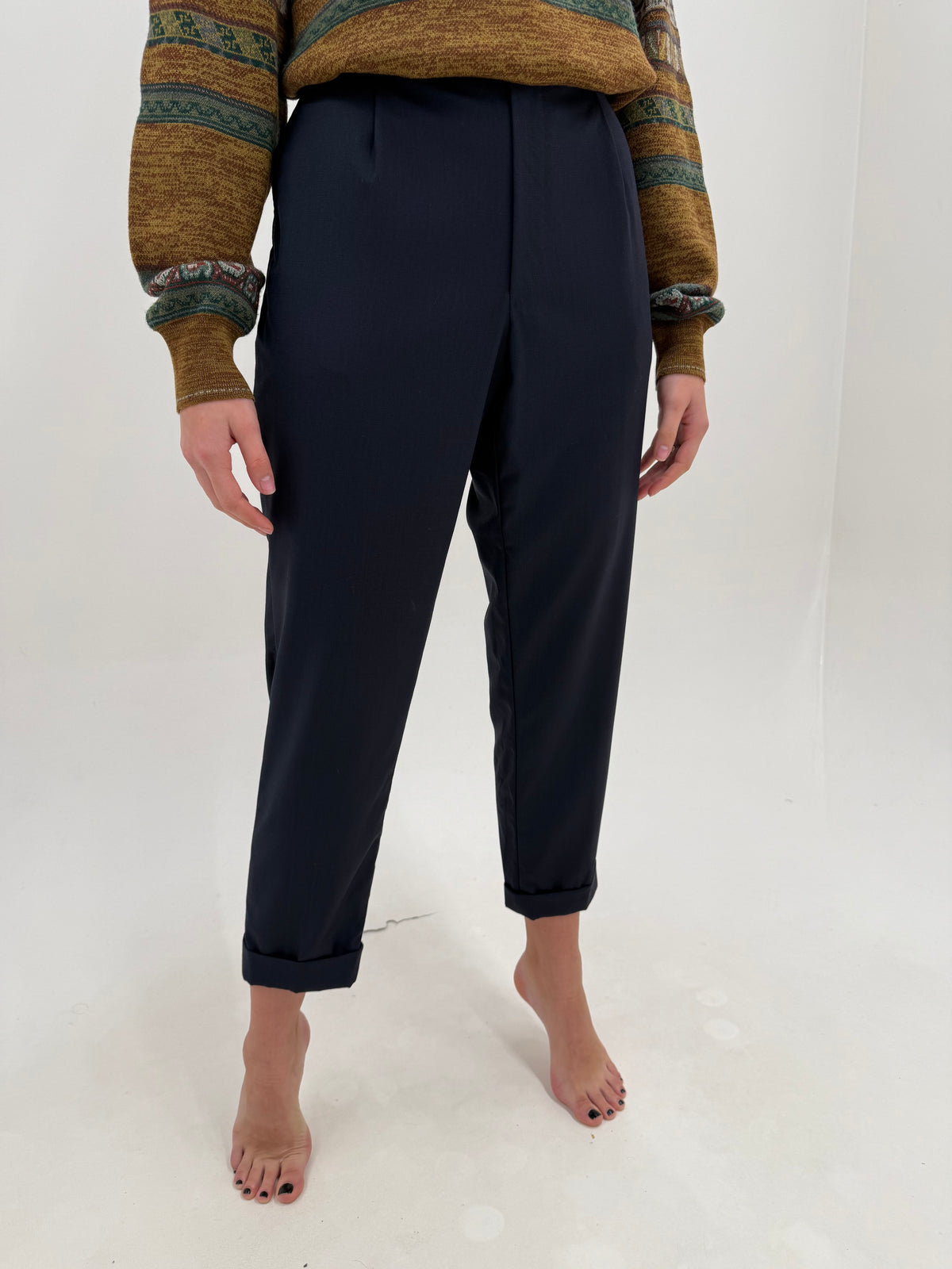 Pantaloni Burberry din lana extrafina super 120’s cu pense Navy blue