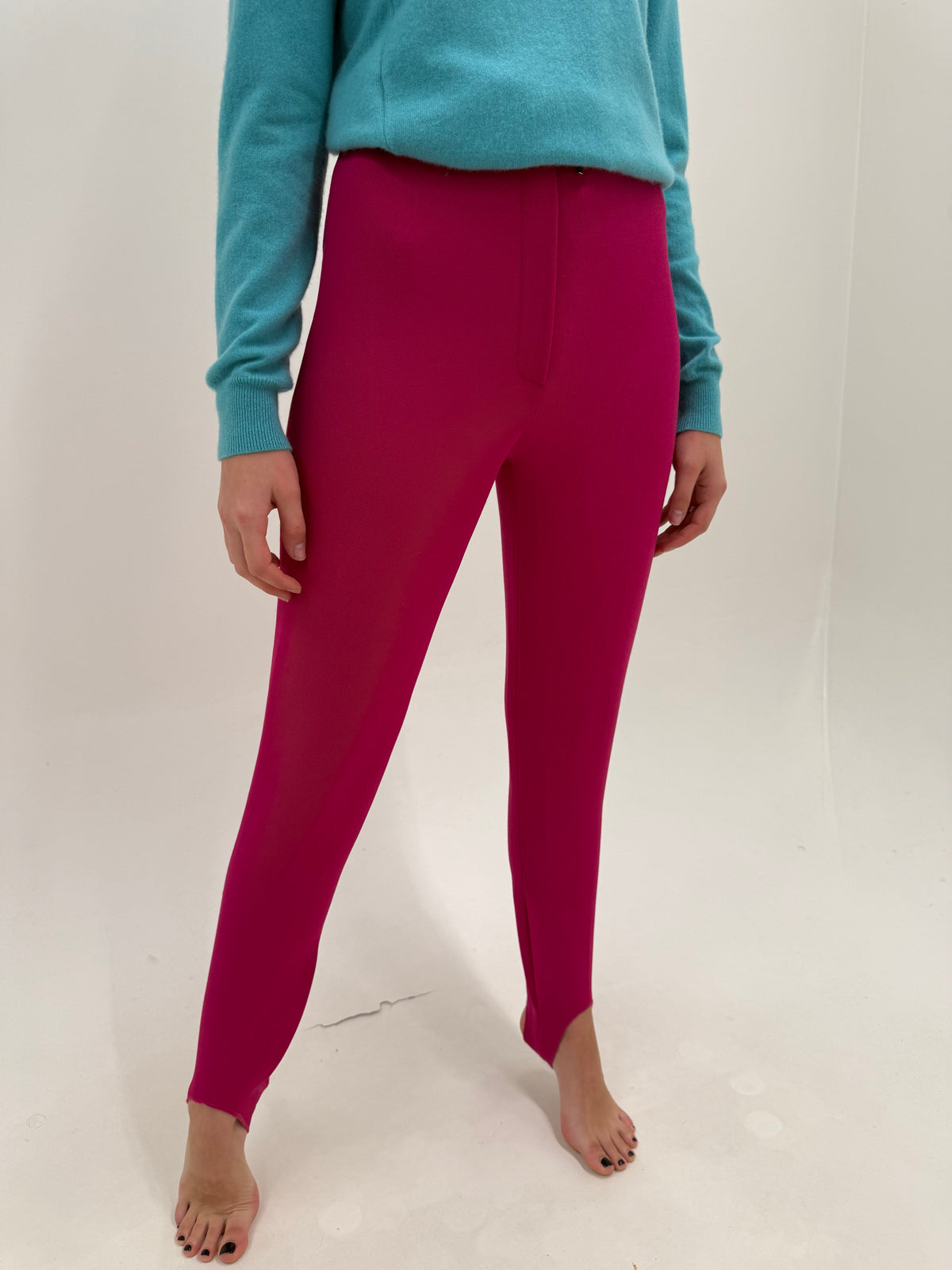 Pantaloni stirrup vintage din lana tehnică modelatoare magenta cu talie ultra înaltă