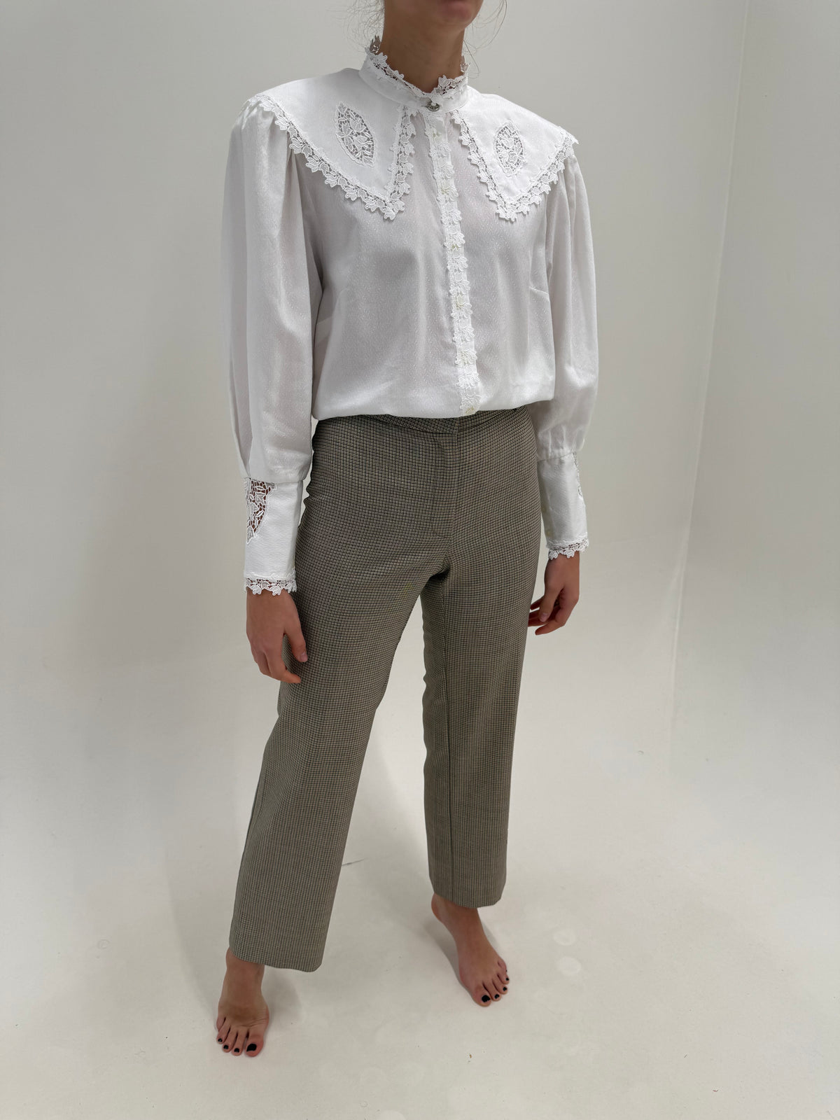 Pantaloni Marella by Max Mara în carouri mărunte din lana extrafina confort