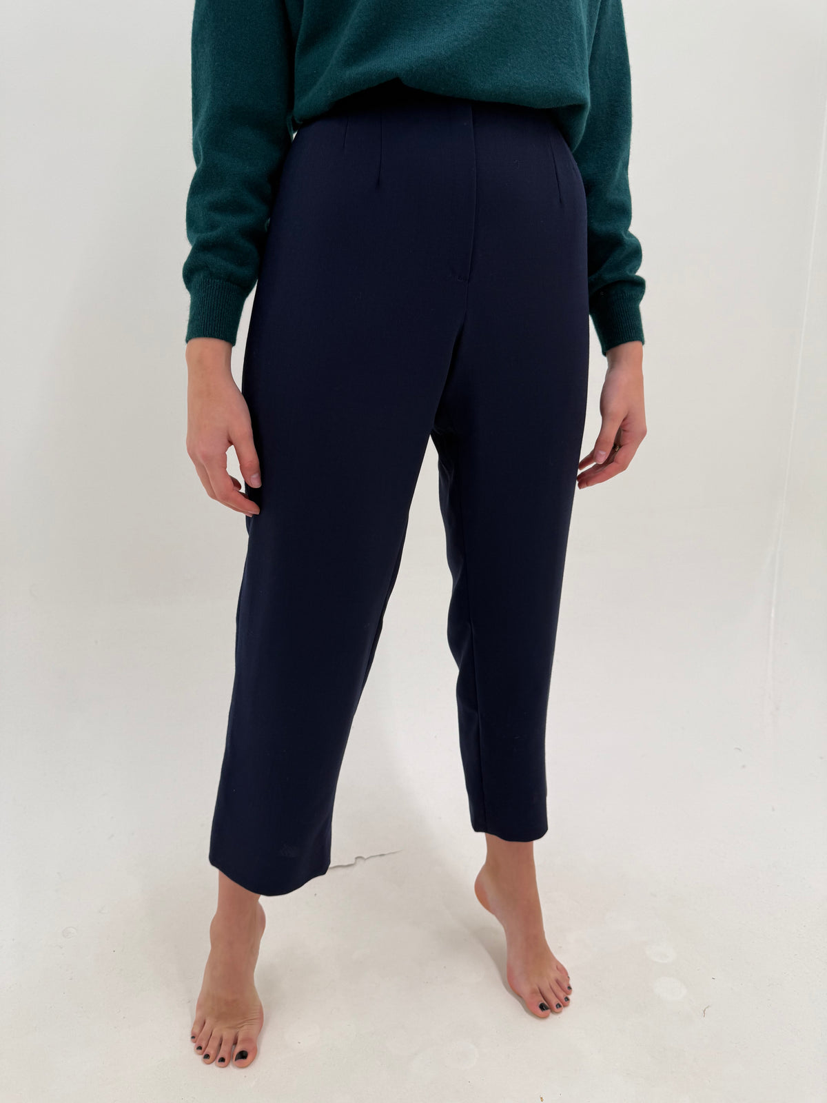 Pantaloni Navy din lana extrafina confort cu talie ultra înaltă și solduri generoase