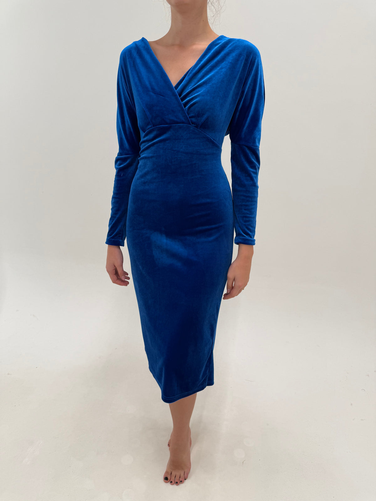 Rochie midi Sapphire Blue din catifea modelatita ultra confort