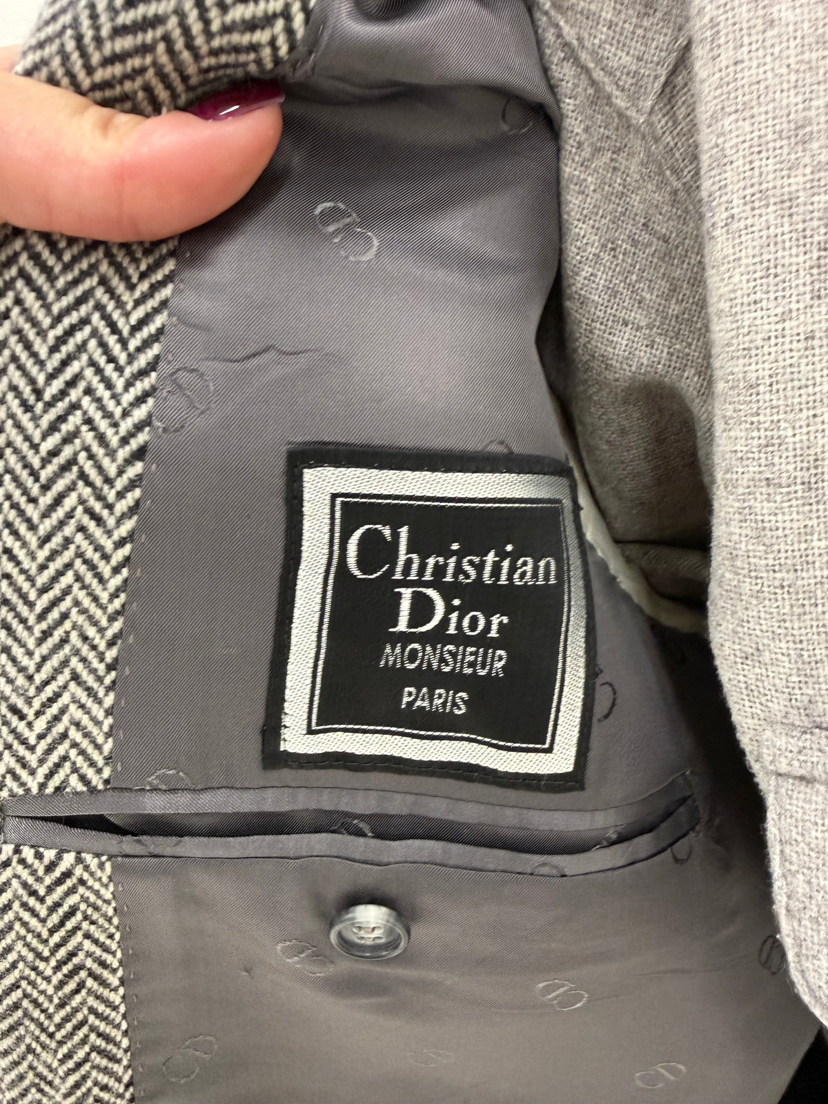 Sacou Dior vintage din tweed gros Chevron de cașmir alb negru și Căptușeală monogramată Dior