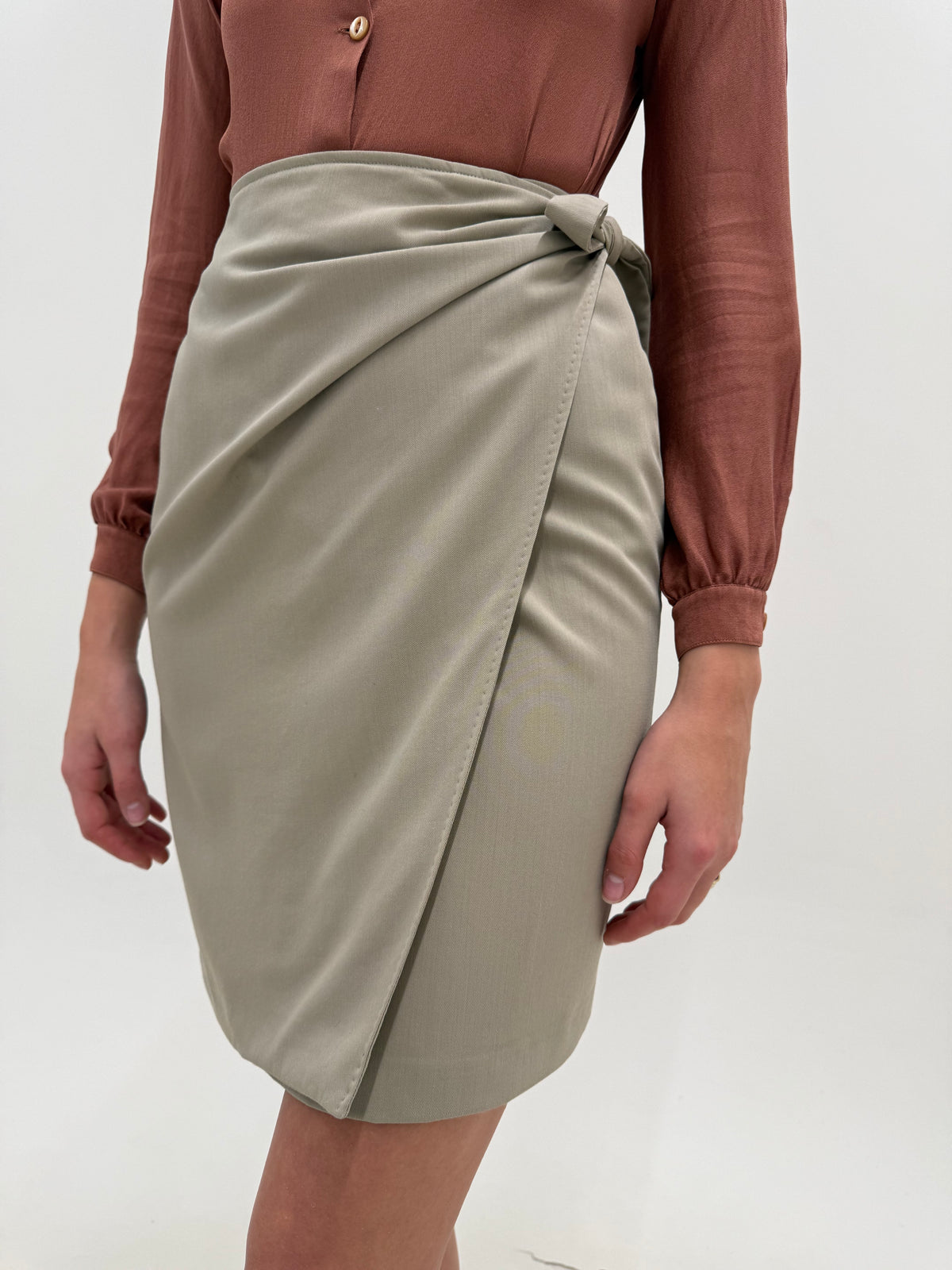 Fustă Max Mara grej petrecuta și drapată ultra chic atemporală din lana extrafina