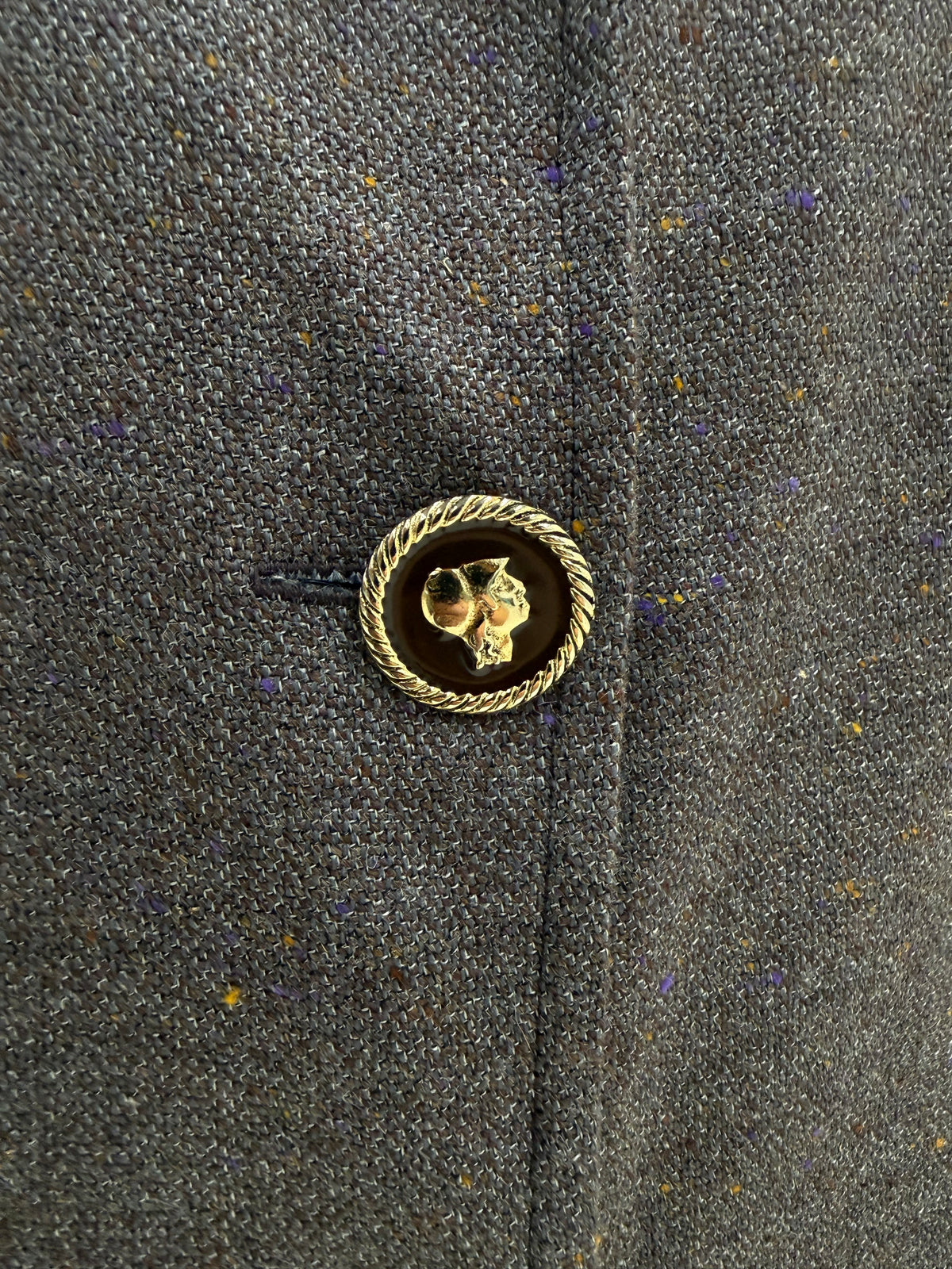 Palton italian couture din tweed Donegal taupe de lana excepțională cu inserții curcubeu