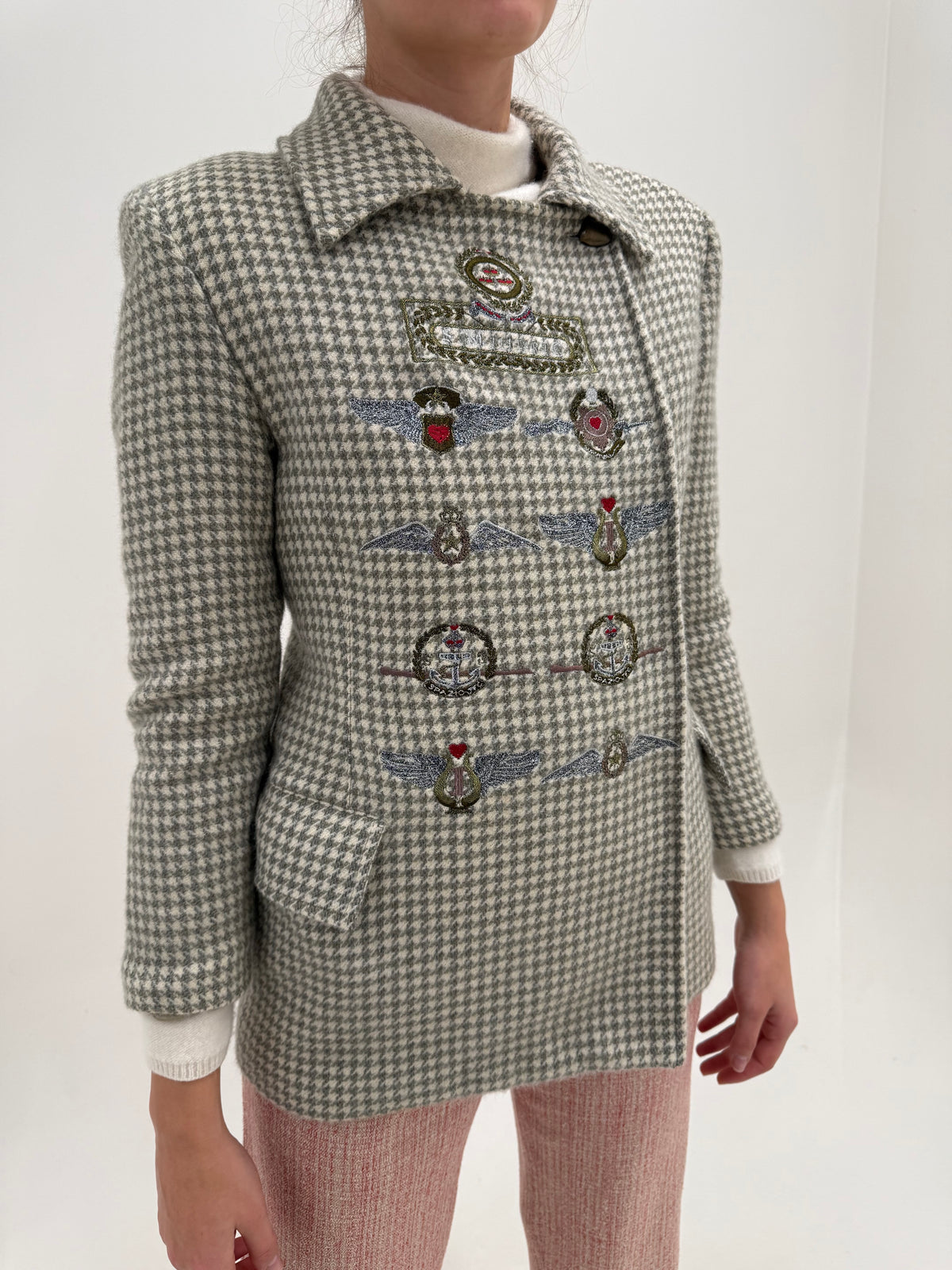 Jacheta vintage cu broderie superbă din tweed gros pied de coq de lana extrafina