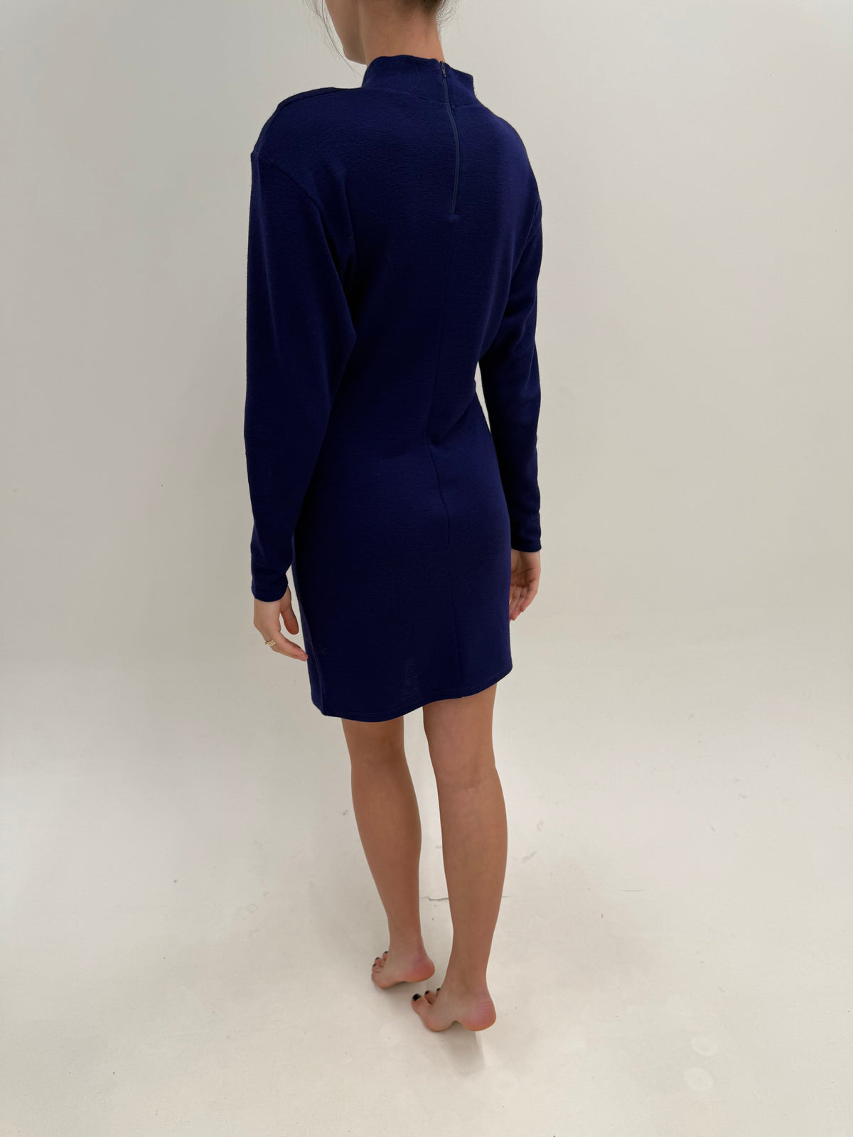 Rochie vintage tip Maleta din tricot dens de lana extrafina indigo blue bodycon