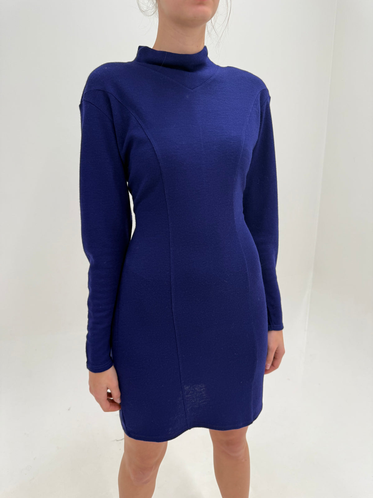 Rochie vintage tip Maleta din tricot dens de lana extrafina indigo blue bodycon
