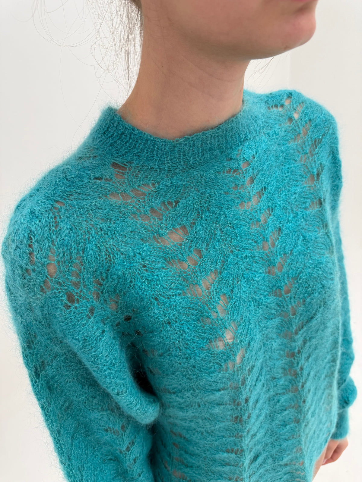 Maleta chimney vintage dantelată superb cu manșete înalte din baby mohair