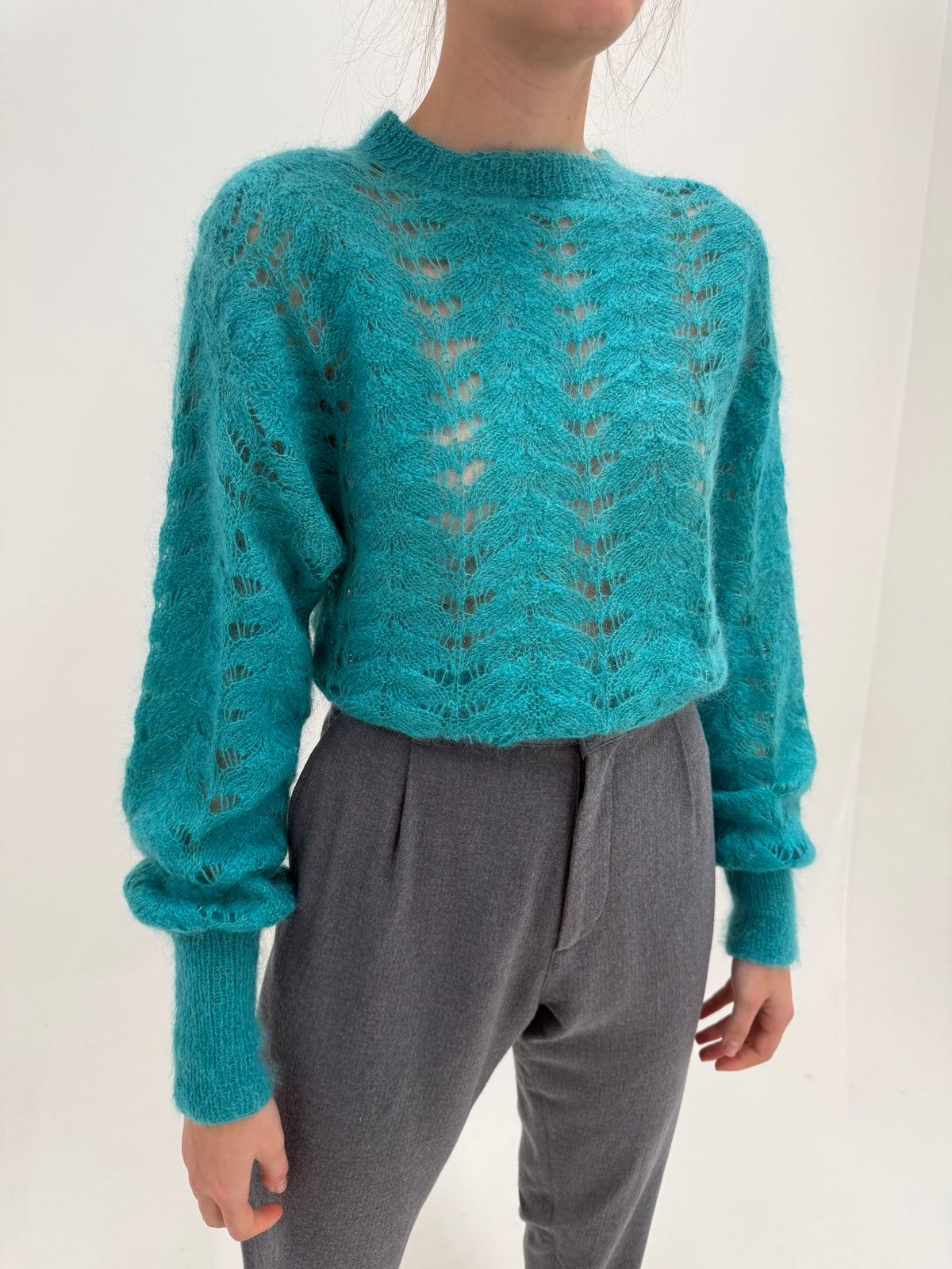 Maleta chimney vintage dantelată superb cu manșete înalte din baby mohair
