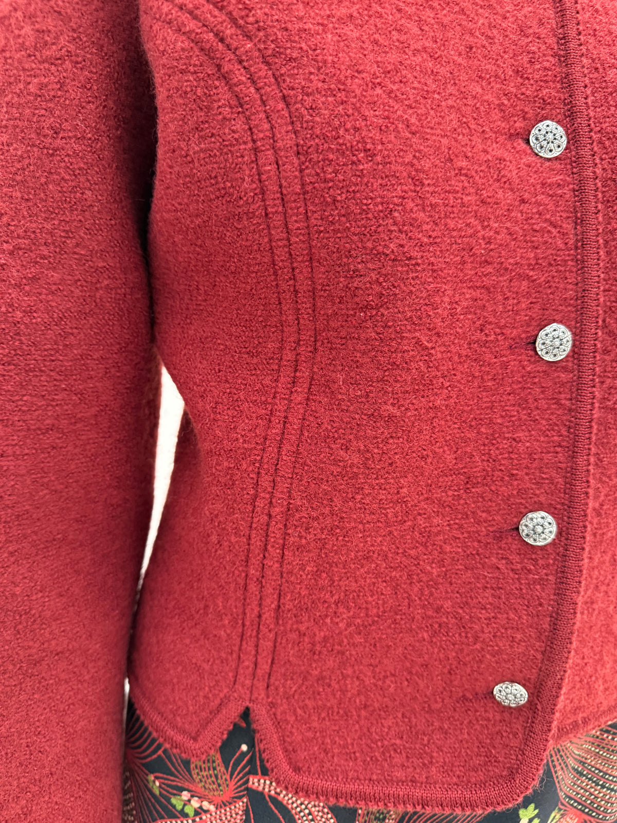 Jacheta Merlot red ultra confort și super călduroasă din boiled wool gros în croi cambrat