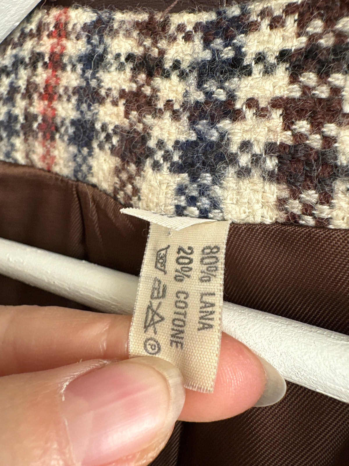 Sacou ivorie din tweed gros în carouri 80% lana extrafina si bumbac în culori clasice