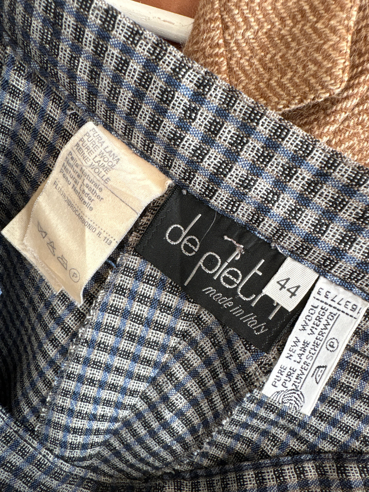 Pantaloni în carouri din lana extrafina texturată cu talie înaltă și croi clasic