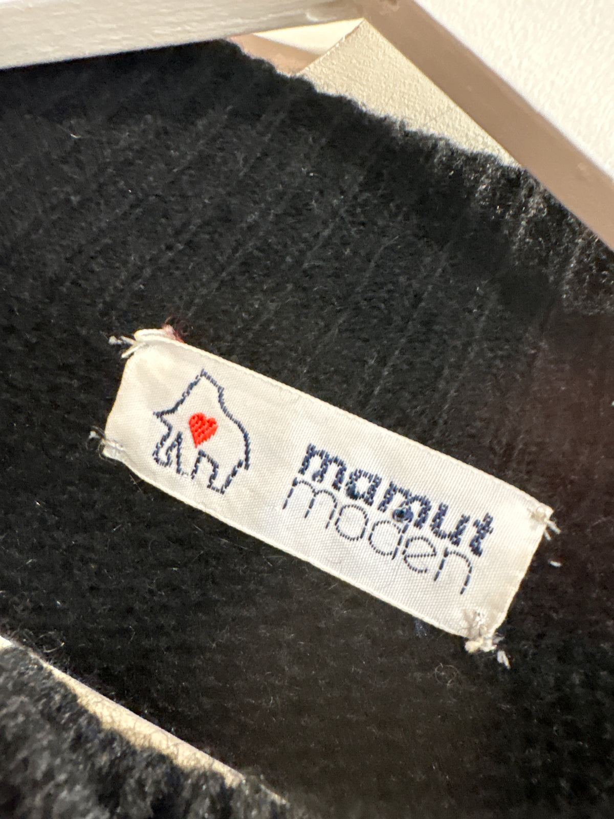 Cardigan vintage negru gros cu aplicații manuale și 3D din lana și Angora
