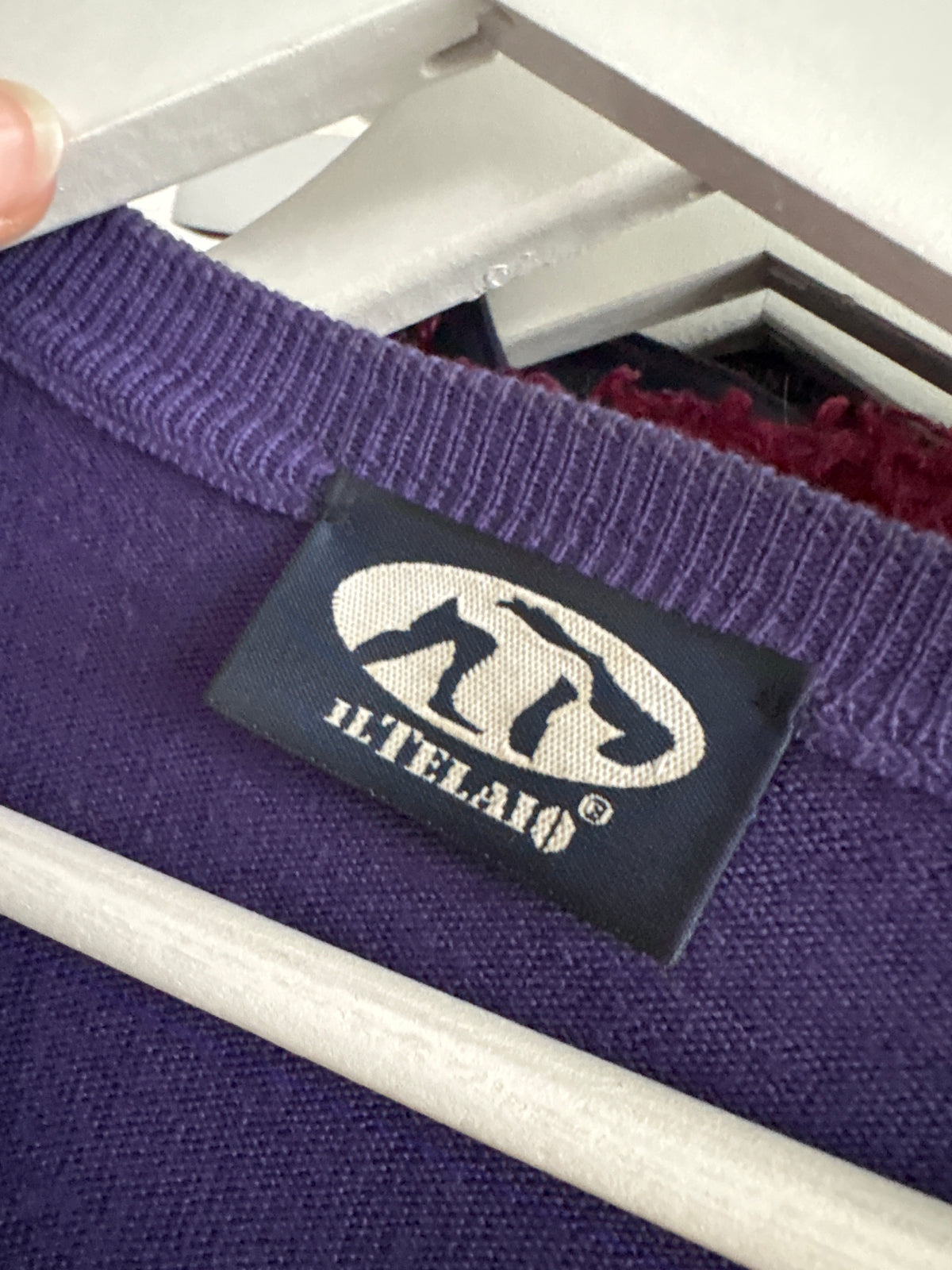 Pulover în anchior din lana merino extrafina iris purple