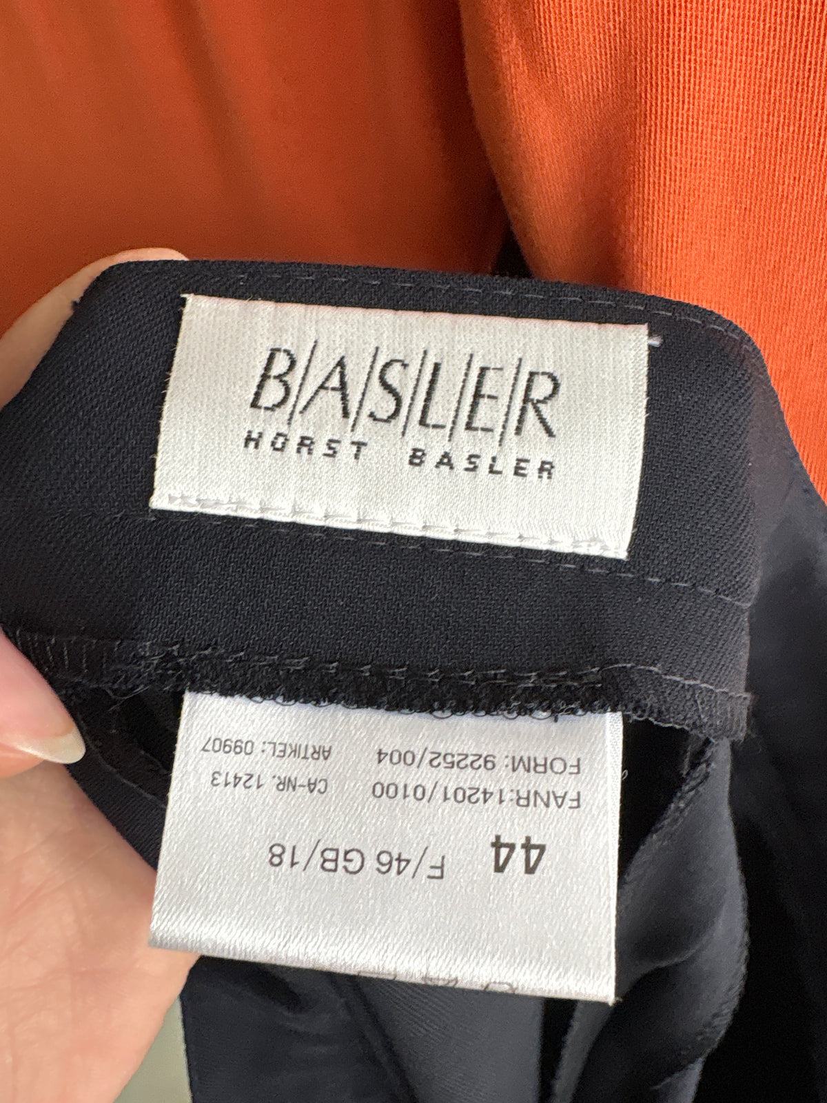 Pantaloni tall Navy blue de brand super premium din lana extrafina cu solduri generoase