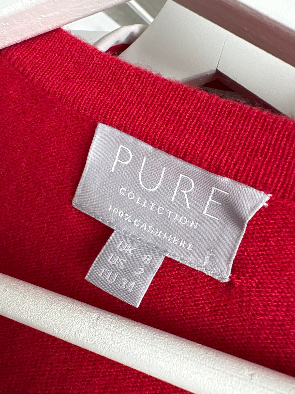 Cardigan din cașmir cherry red în croi lejer