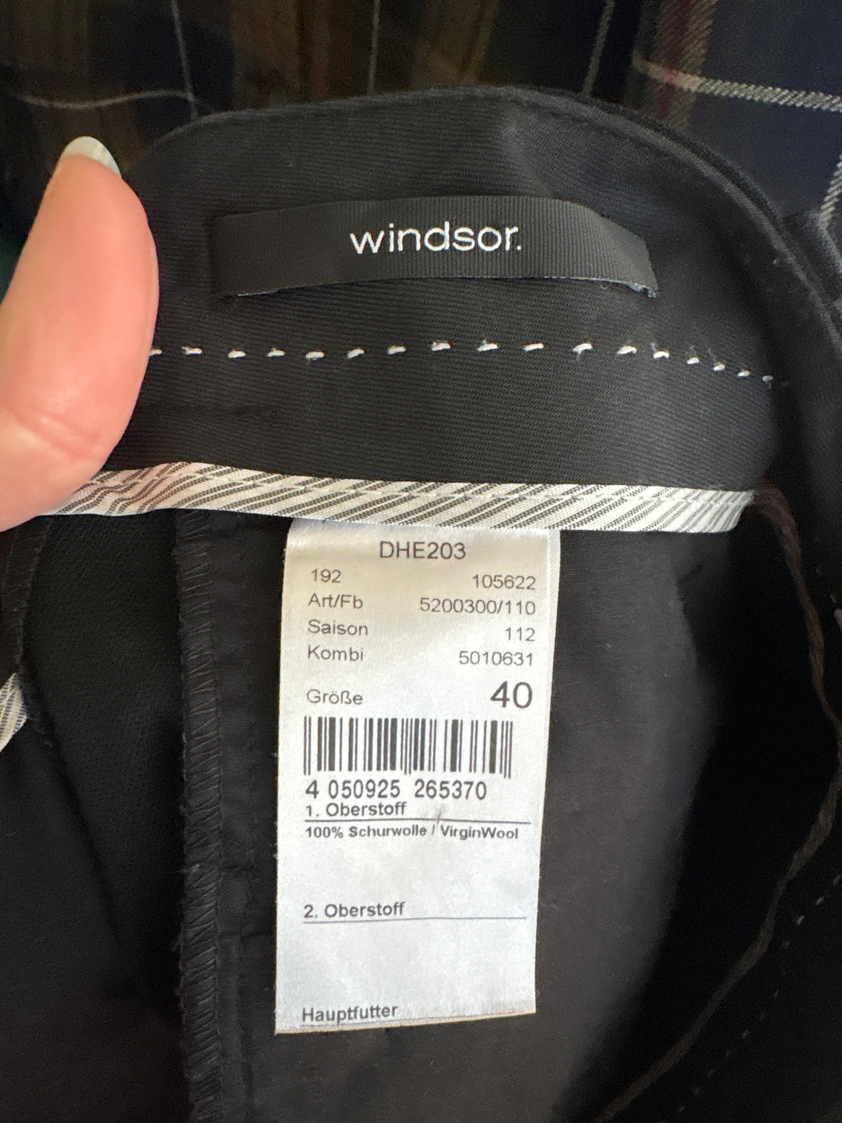 Pantaloni de brand super premium Windsor din lana extrafina confort negri petite