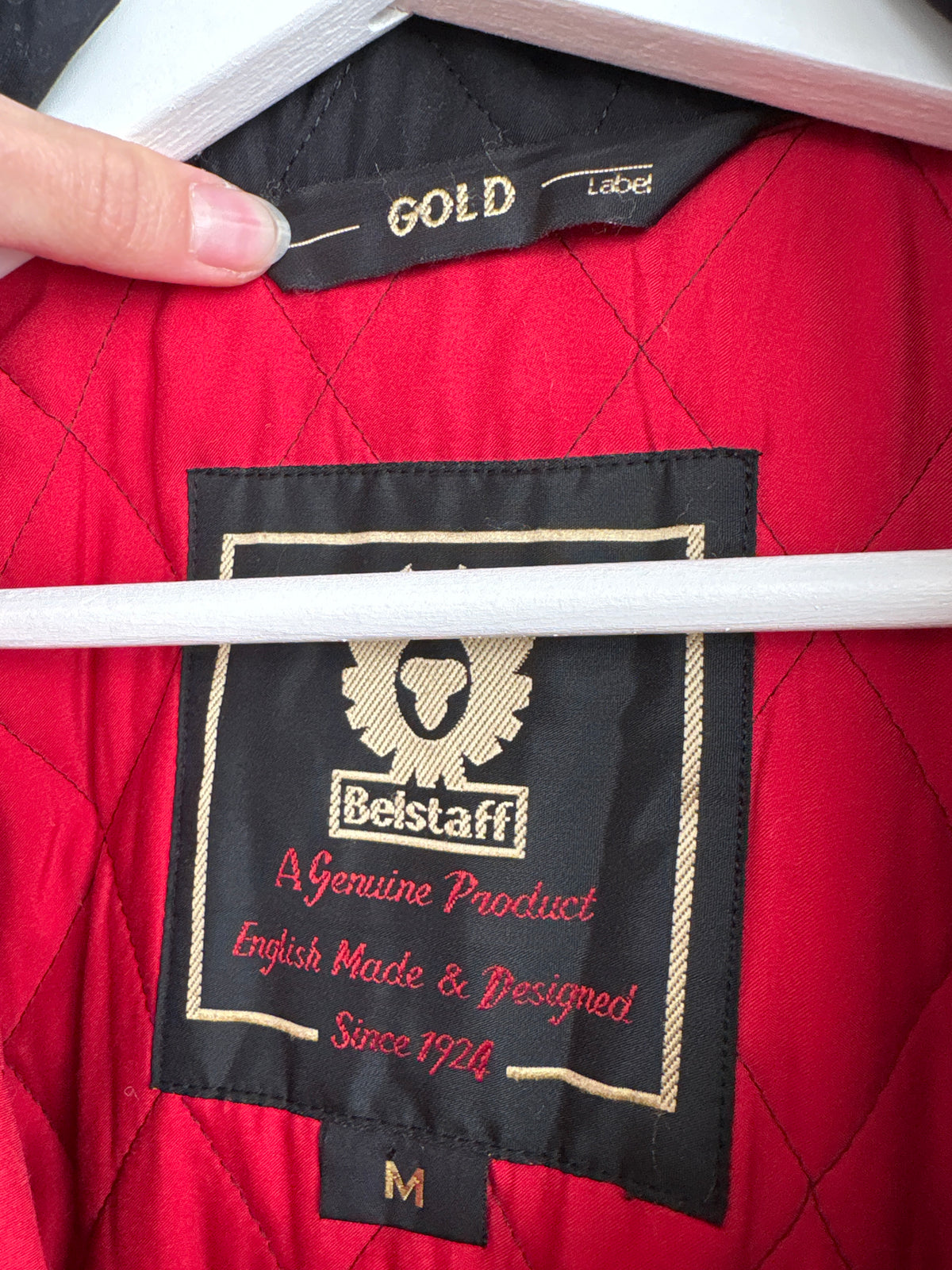 Geaca de brand luxury Belstaff matlasată light padded cu talie marcată elastică impermeabilă