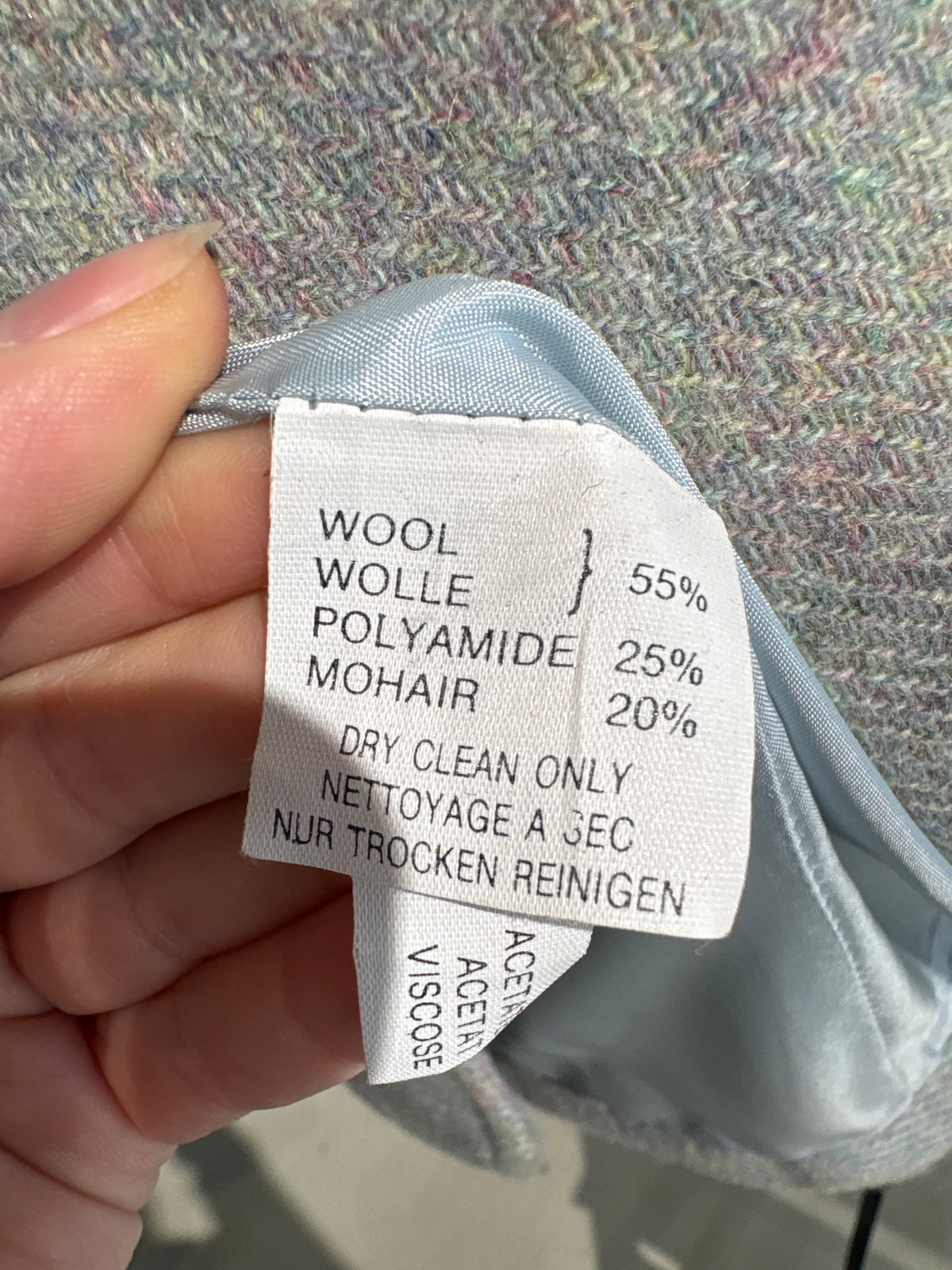 Sacou din tweed gros curcubeu în culori pudrate din lana cu mohair și umeri accentuați