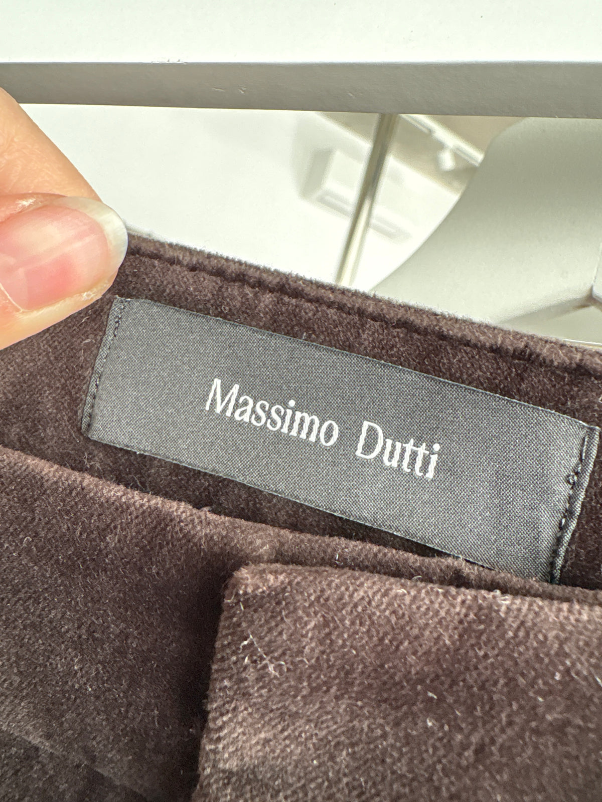 Pantaloni tall evazați din catifea premium modelatoare very dark brown