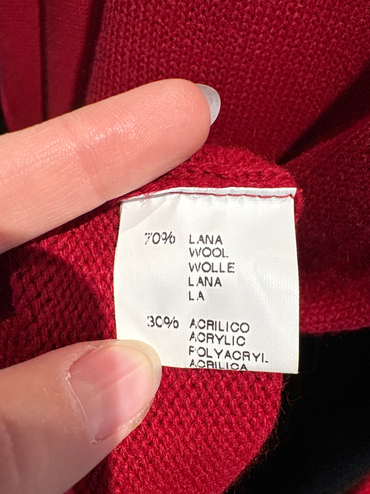 Top dark cherry red 70% lana extrafina