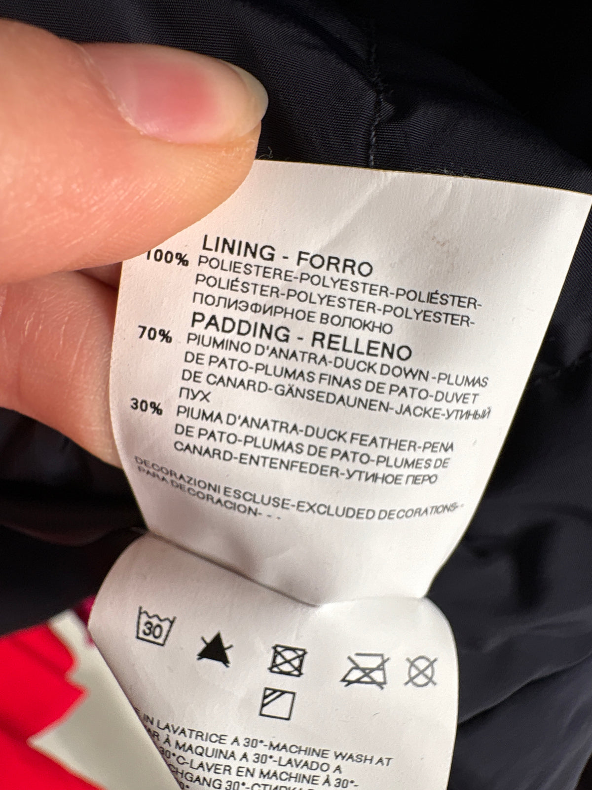 Puffer Armani (Emporio) cu talie marcată reglabilă din puf și pense de gasca