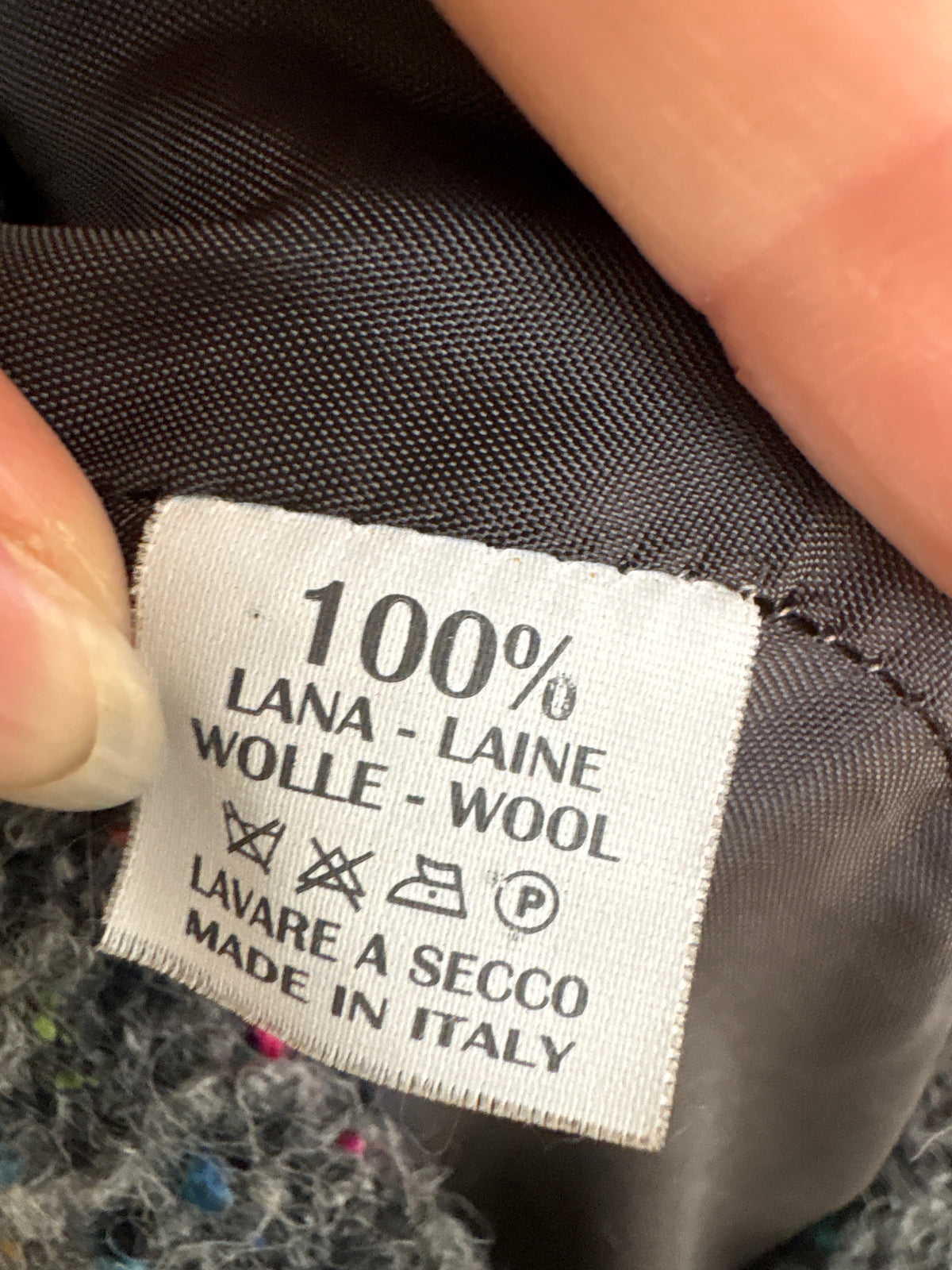 Sacou cambrat cu revere late din boucle  super gros în stil Chanel curcubeu de lana