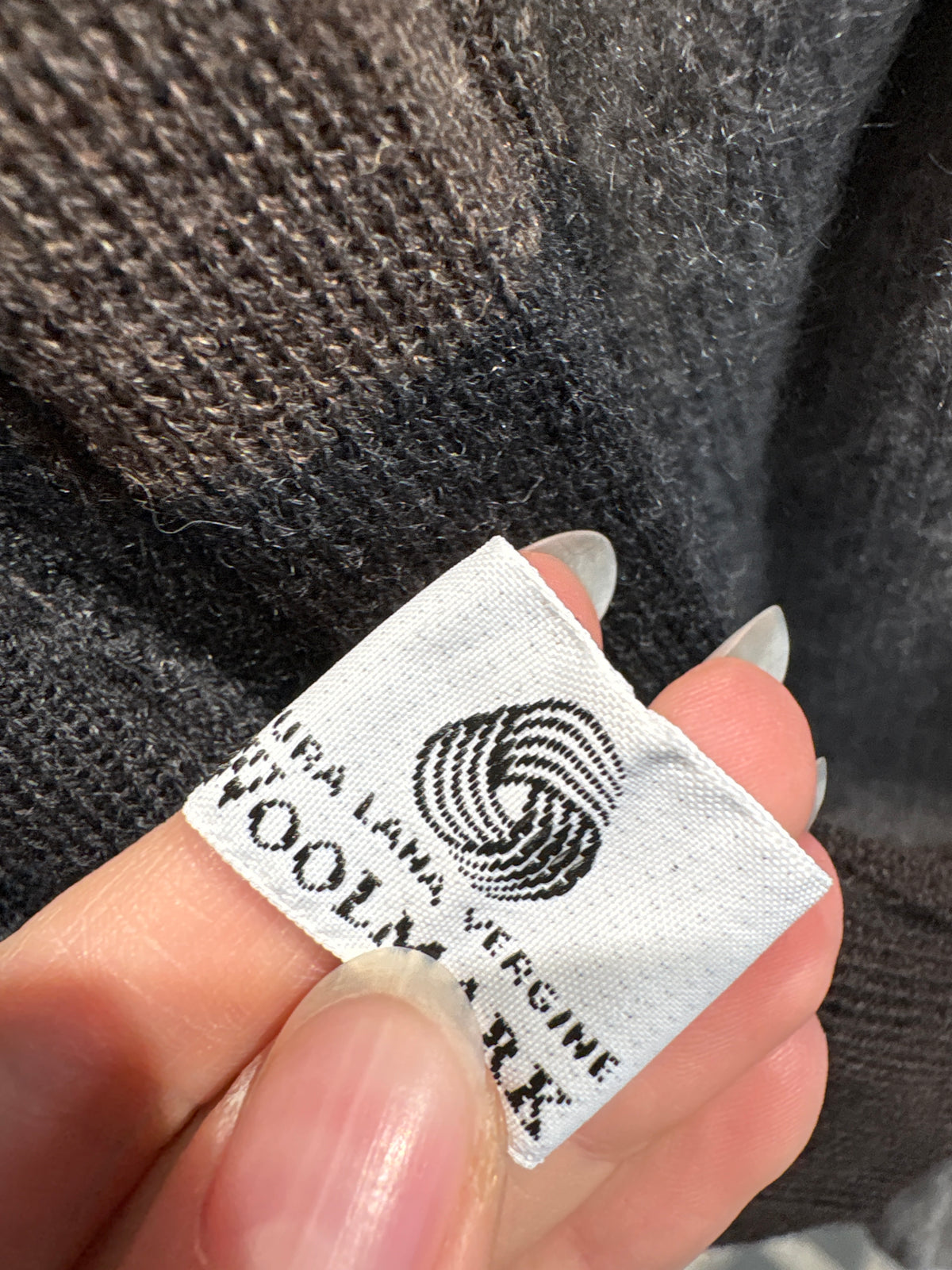 Fustă Luisa Spagnoli în nuanțe superbe de maro din tricot gros ribbed de lana pura certificată