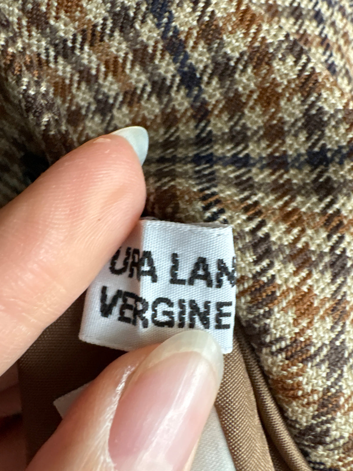 Sacou Luisa Spagnoli camel in croi ușor cambrat din lana extrafina în carouri