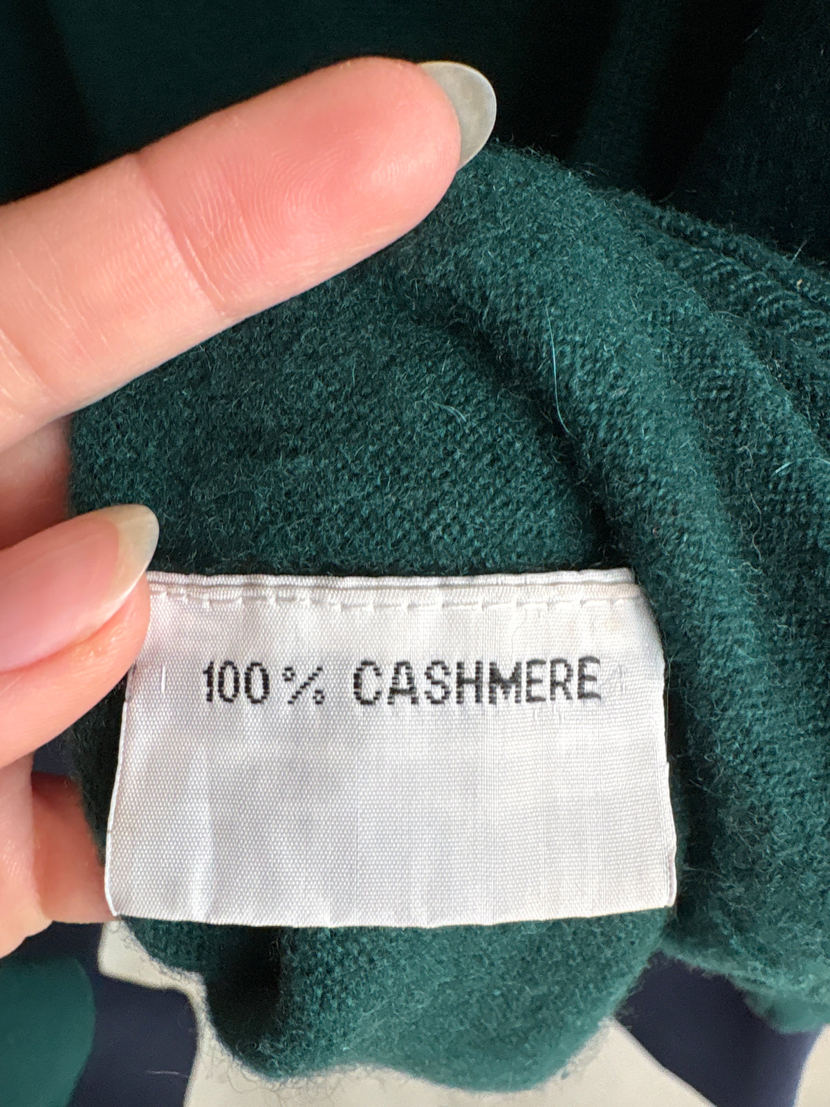 Maleta din cașmir muliply pine green in croi cu mânecă căzută tall