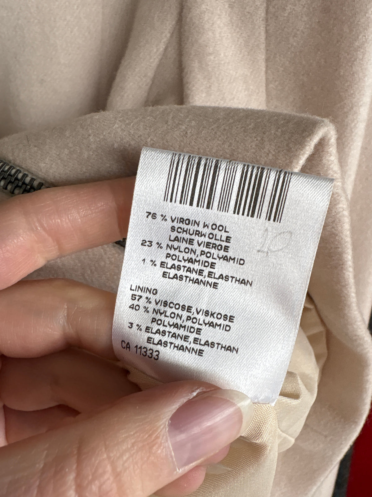 Jacheta Marc Cain rose white din lana plină extrafina în croi specific brandului business chic